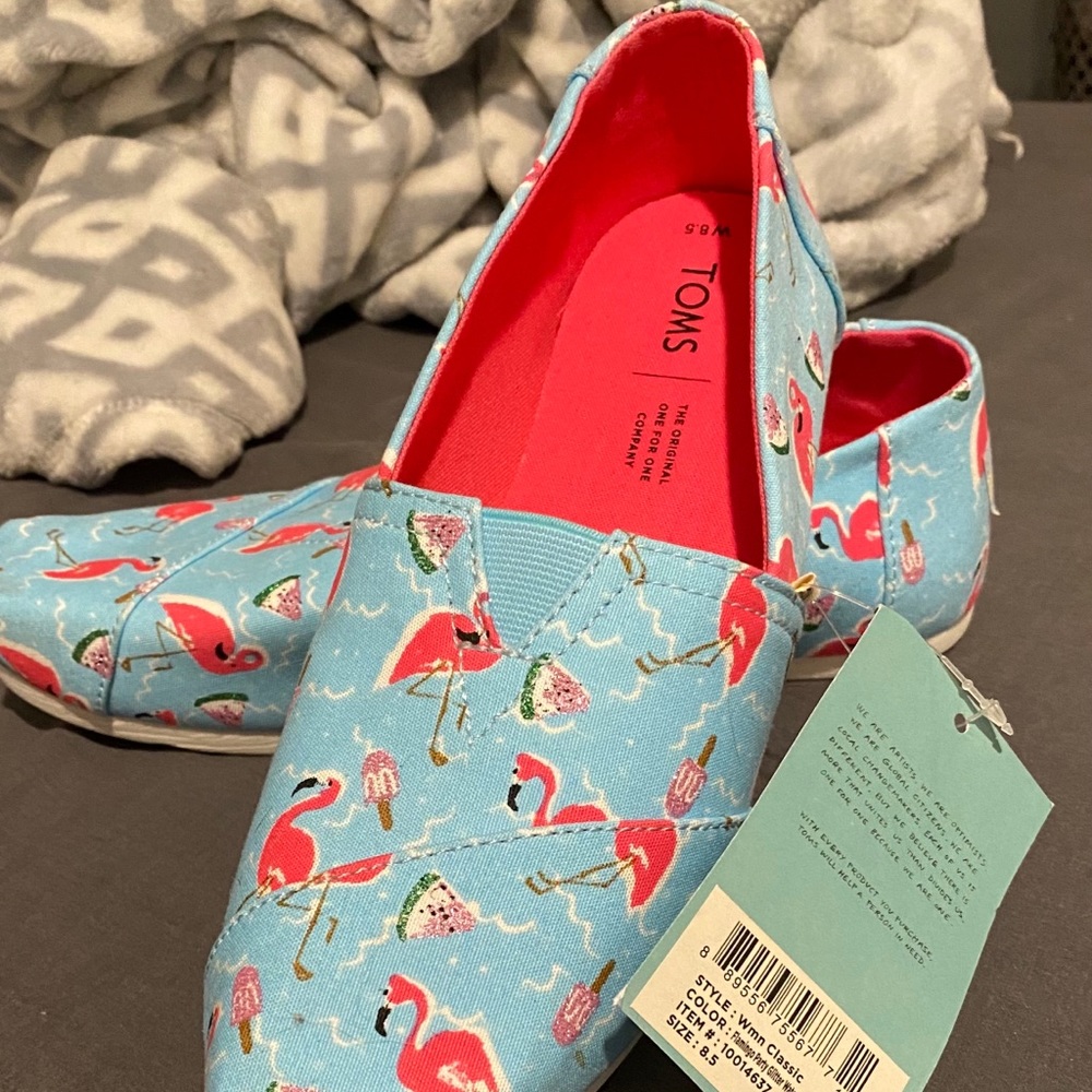 TOMS Flamingo Pool Party